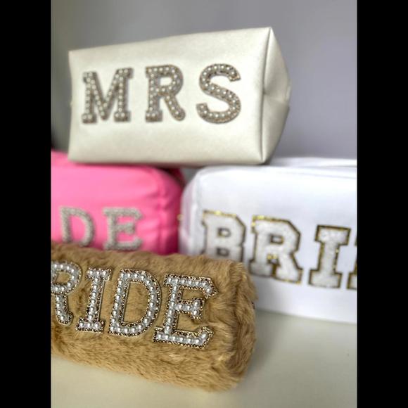 Bride Makeup Bags, Bride Gift, Gift for Bride, Letter Patches - Picture 9 of 11